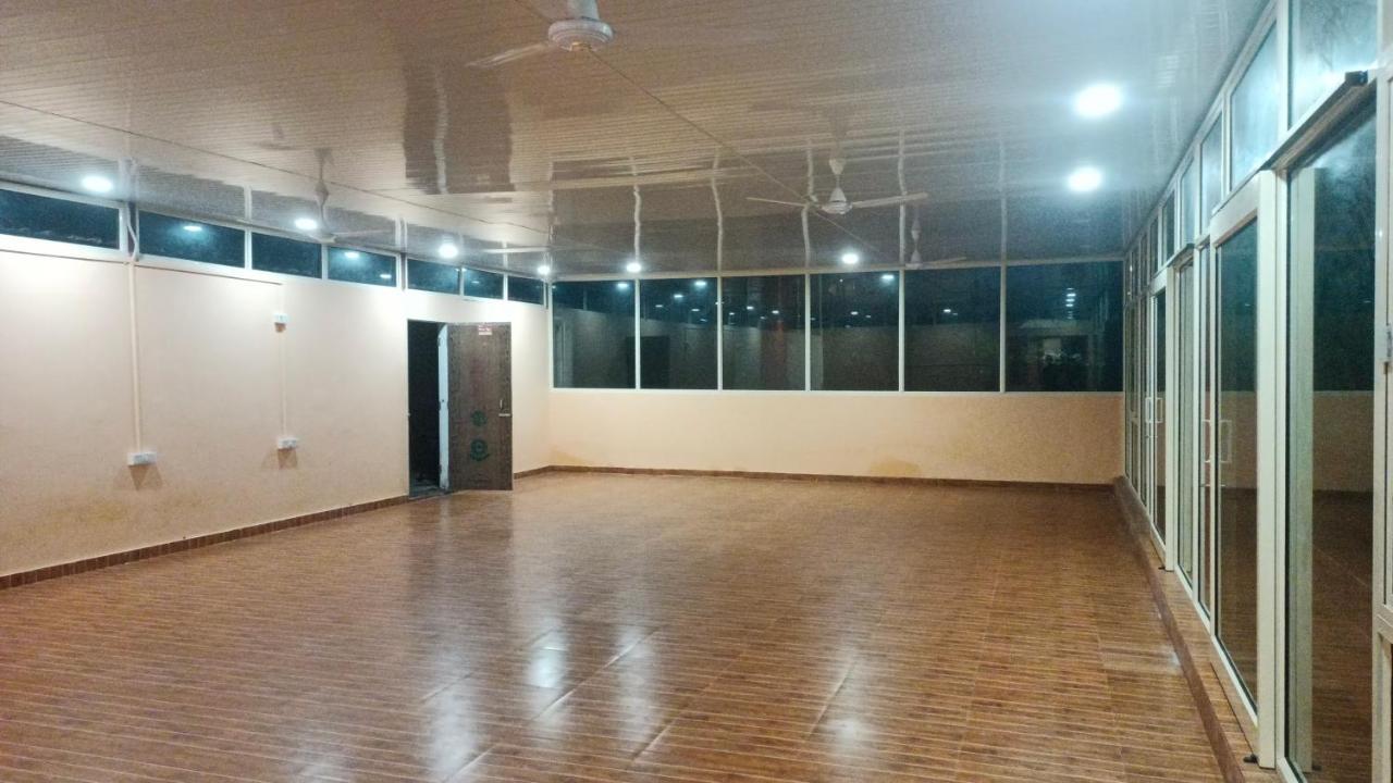 Abhayam Ashram Otel Rishīkesh Dış mekan fotoğraf