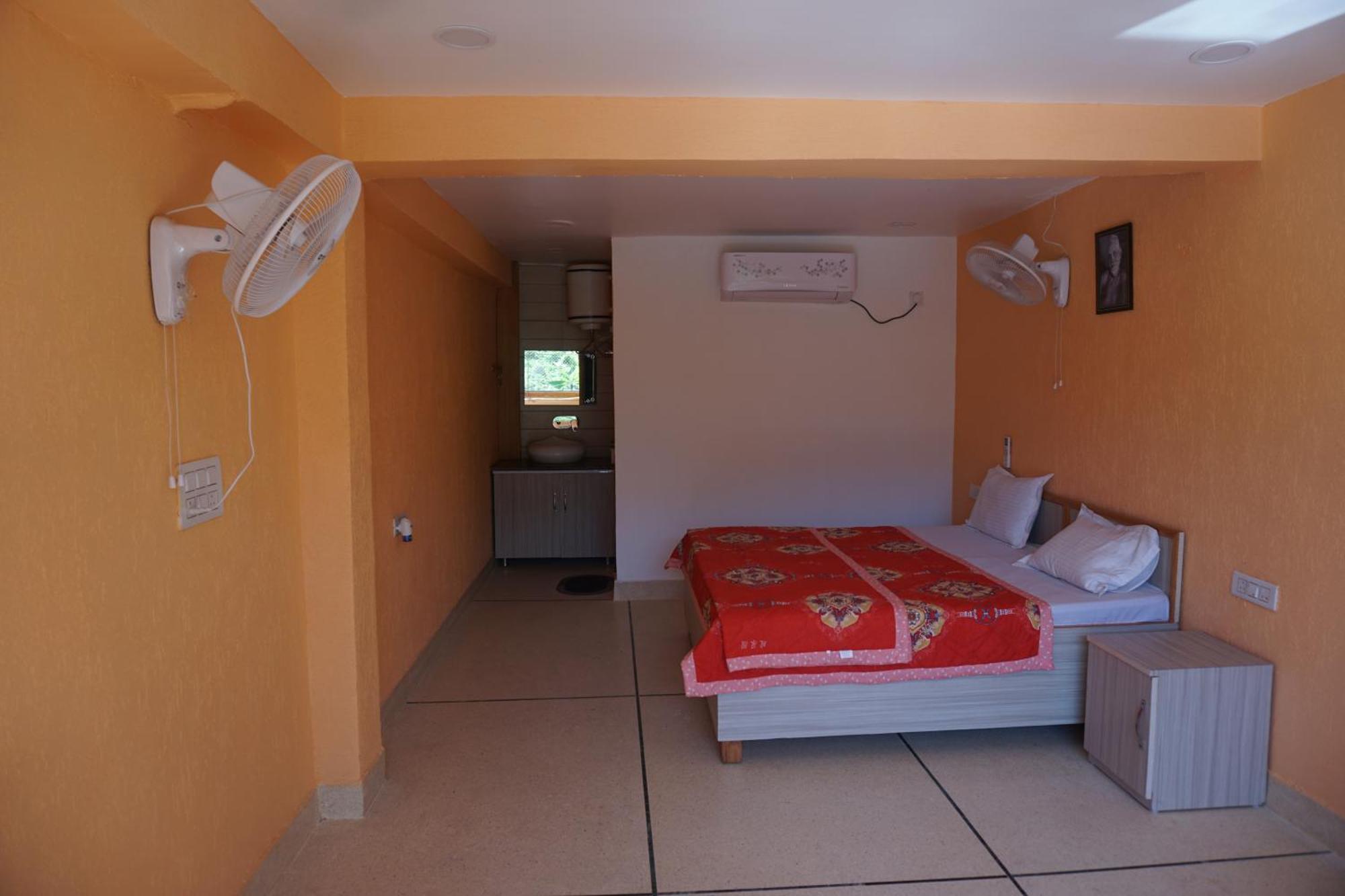 Abhayam Ashram Otel Rishīkesh Dış mekan fotoğraf